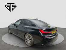 BMW 3 Series 330i M Sport - U8814