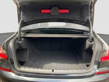 BMW 3 Series 330i M Sport - U8814