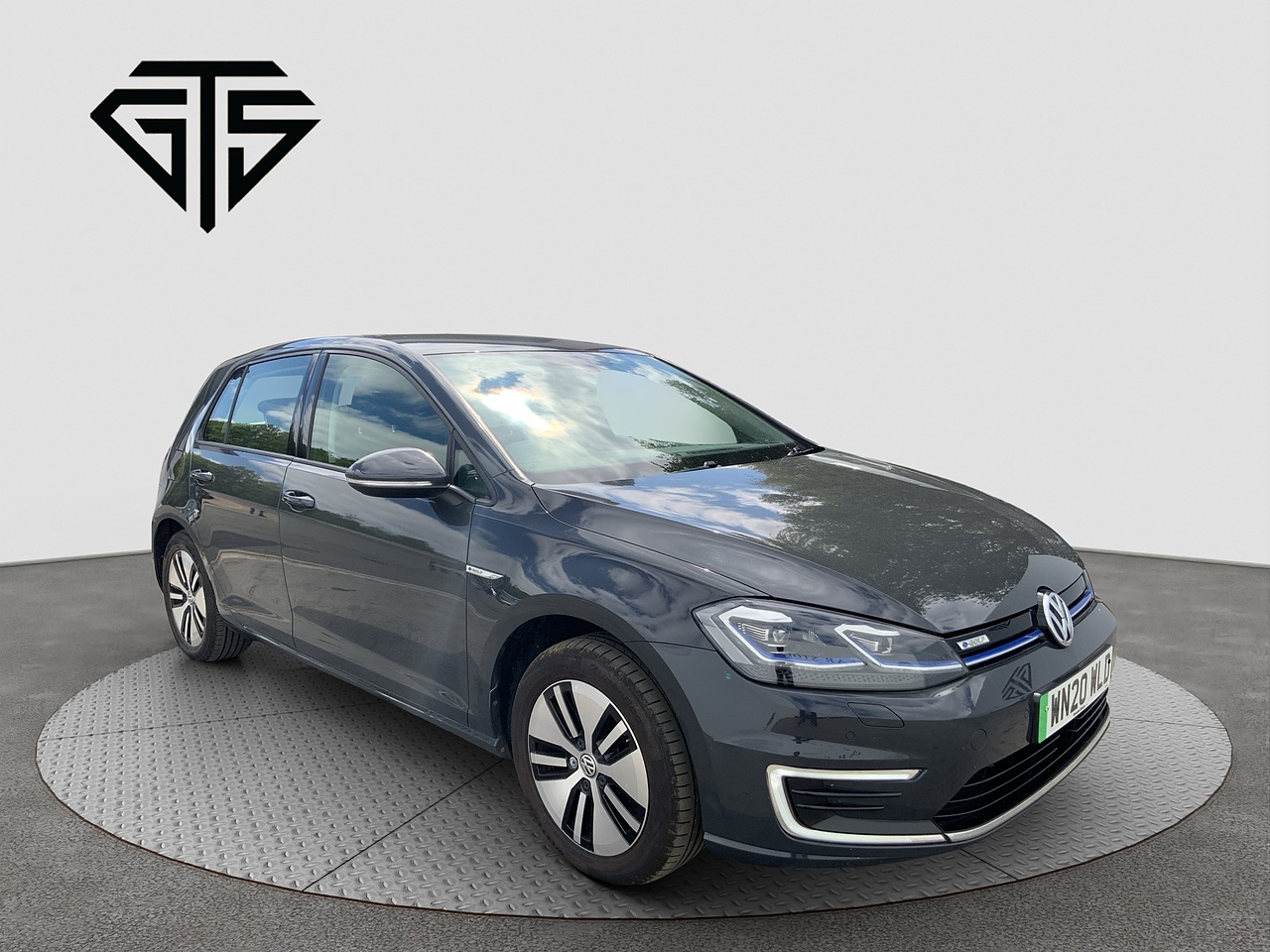 2020 VOLKSWAGEN GOLF