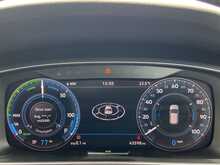 Volkswagen e-Golf e-Golf - U8818