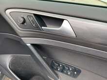 Volkswagen e-Golf e-Golf - U8818