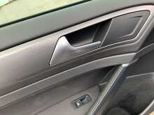 Volkswagen e-Golf e-Golf - U8818