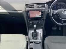 Volkswagen e-Golf e-Golf - U8818
