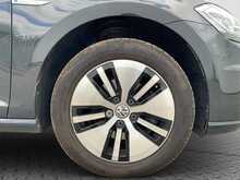 Volkswagen e-Golf e-Golf - U8818