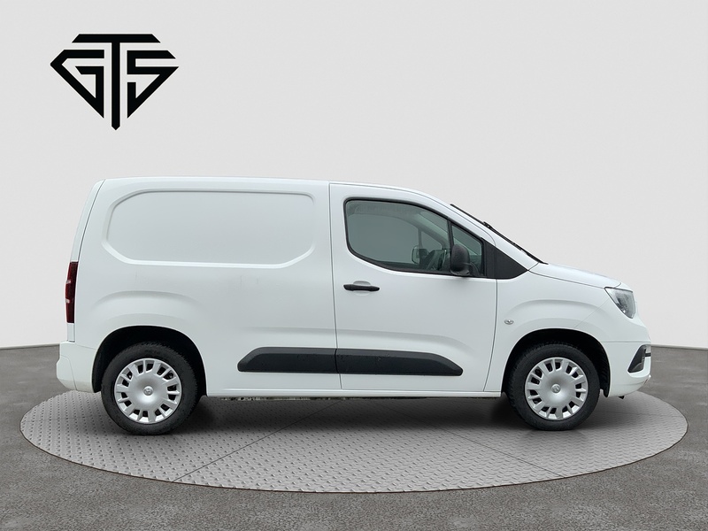 Vauxhall Combo Turbo D 2000 Sportive - U8844