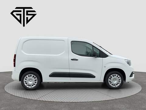 1.5 Turbo D 2000 Sportive Panel Van 5dr Diesel Manual L1 H1 Euro 6 (100 ps)