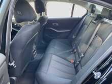 BMW 3 Series 330e SE Pro - U8846