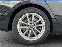 BMW 3 Series 330e SE Pro - U8846