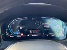 BMW 3 Series 330e SE Pro - U8846