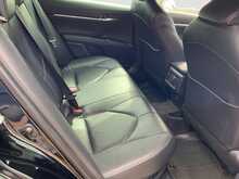 Toyota Camry VVT-h Design - U8860