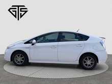 Toyota Prius S - U8861