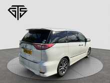 Toyota Estima Hybrid Aeras - U8864