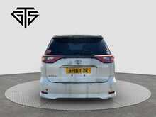 Toyota Estima Hybrid Aeras - U8864