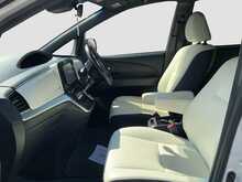 Toyota Estima Hybrid Aeras - U8864