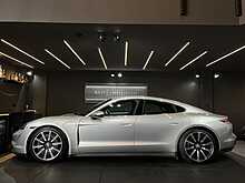 Porsche Taycan Performance 4S 