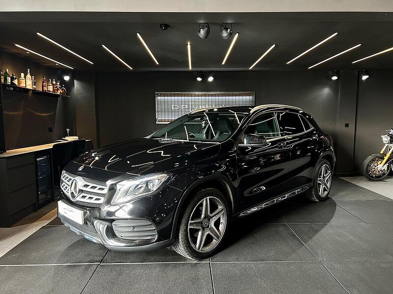 GLA CLASS 1.6 GLA200 AMG Line