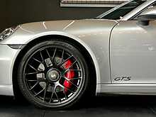 Porsche 911 991 Carrera GTS 