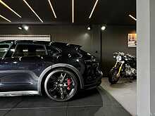 Porsche TAYCAN Performance Plus 93.4kWh 4S 