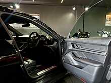 Porsche TAYCAN Performance Plus 93.4kWh 4S 