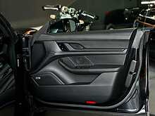 Porsche TAYCAN Performance Plus 93.4kWh 4S 