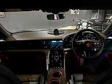 Porsche TAYCAN Performance Plus 93.4kWh 4S 