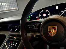 Porsche TAYCAN Performance Plus 93.4kWh 4S 