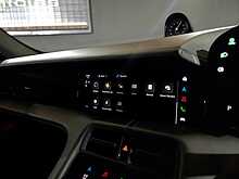 Porsche TAYCAN Performance Plus 93.4kWh 4S 