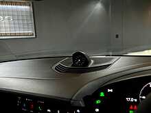 Porsche TAYCAN Performance Plus 93.4kWh 4S 