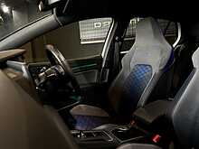 Volkswagen Golf TSI R 