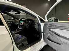 Volkswagen Golf TSI R 