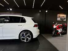 Volkswagen Golf TSI R 