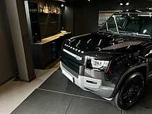 Land Rover Defender 90 D200 MHEV 