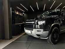Land Rover Defender 90 D200 MHEV 