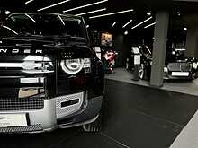 Land Rover Defender 90 D200 MHEV 