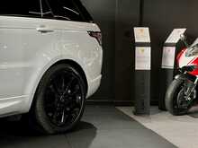 Land Rover Range Rover Sport SD V6 HSE Dynamic 