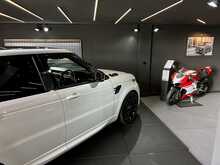 Land Rover Range Rover Sport SD V6 HSE Dynamic 