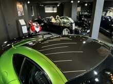 Mercedes-Benz AMG GT V8 BiTurbo R 