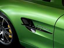 Mercedes-Benz AMG GT V8 BiTurbo R 