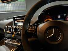 Mercedes-Benz AMG GT V8 BiTurbo R 