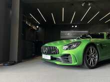 Mercedes-Benz AMG GT V8 BiTurbo R 