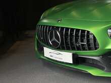 Mercedes-Benz AMG GT V8 BiTurbo R 