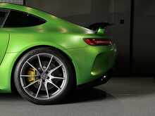 Mercedes-Benz AMG GT V8 BiTurbo R 