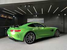 Mercedes-Benz AMG GT V8 BiTurbo R 
