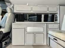 Volkswagen Transporter TDI T28 Highline Campervan