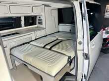 Volkswagen Transporter TDI T28 Highline Campervan