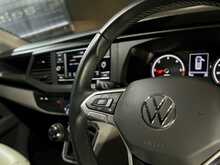 Volkswagen Transporter TDI T28 Highline Campervan