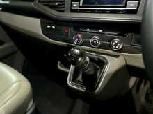 Volkswagen Transporter TDI T28 Highline Campervan