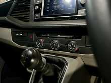 Volkswagen Transporter TDI T28 Highline Campervan