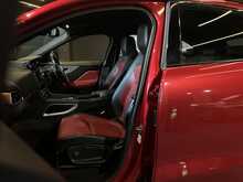 Jaguar F-PACE D180 R-Sport 