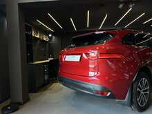 Jaguar F-PACE D180 R-Sport 